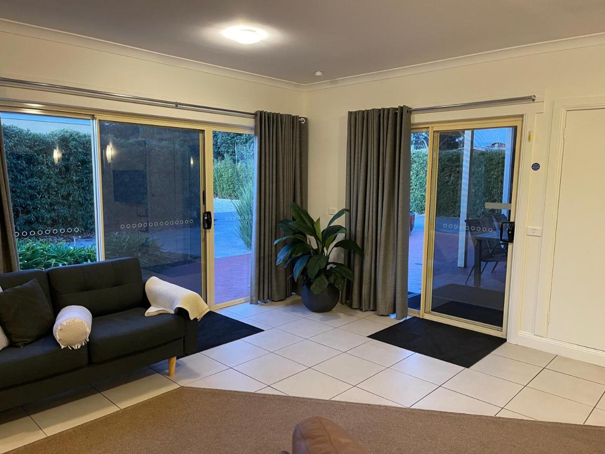 Austral Place 88 Via Merri River Warrnambool Exterior photo